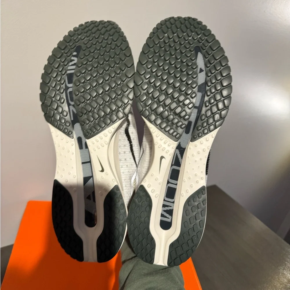 Men’s Nike Pegasus Premium - Picture 3 of 5